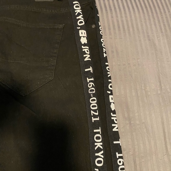 Only and sons - Picture 7 of 8